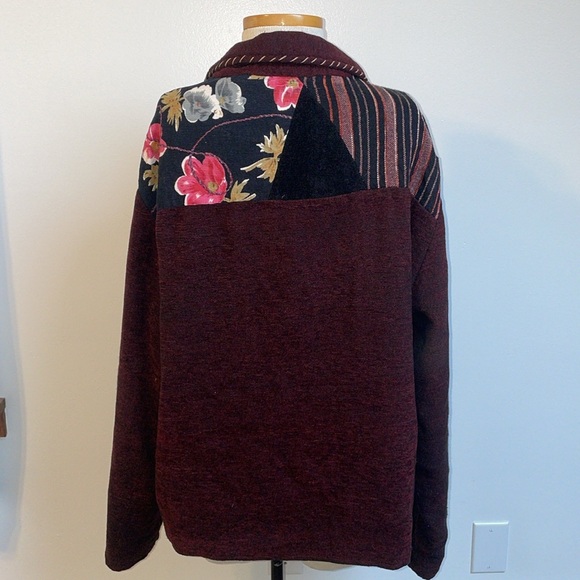 Vintage White stag jacket - patchwork - beadwork - Picture 2 of 3